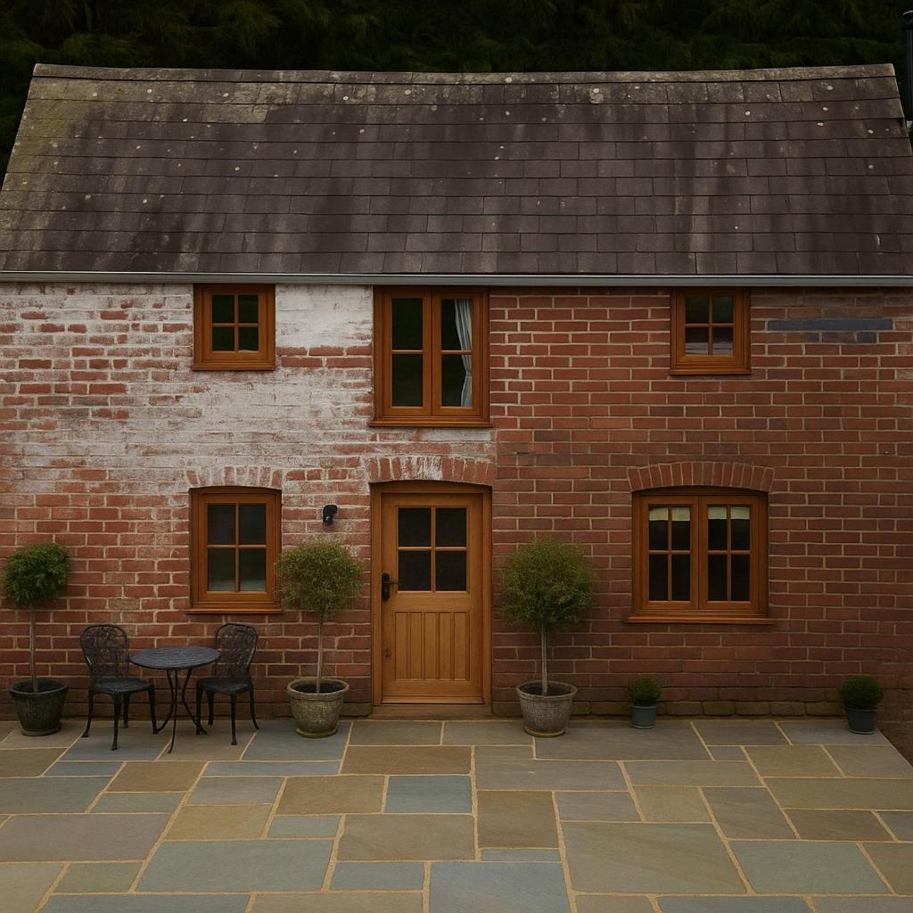 Charming Country Cottage With Outdoor Bath And Historic Setting, Brecon Beacons Retreat Llangadog المظهر الخارجي الصورة